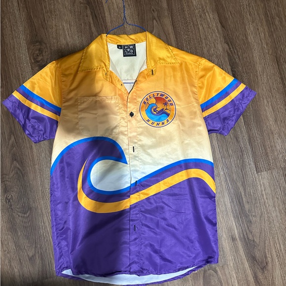 Hollywood Hunna Graphic Button Down - Picture 1 of 1